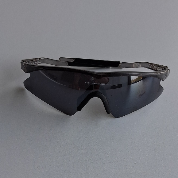 Black Wearable Smart Glasses